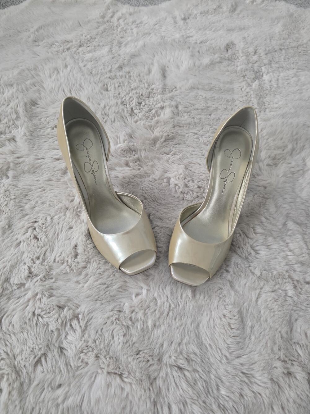 Jessica Simpson Women's Nude Patent Peep-Toe Pumps Heels Sz 8